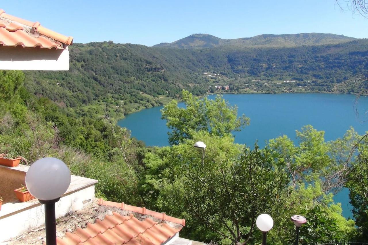 Appartement Relax Sul Lago à Genzano di Roma Extérieur photo
